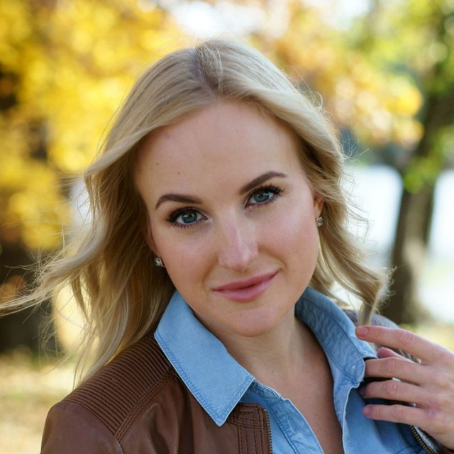 Дарья Власова